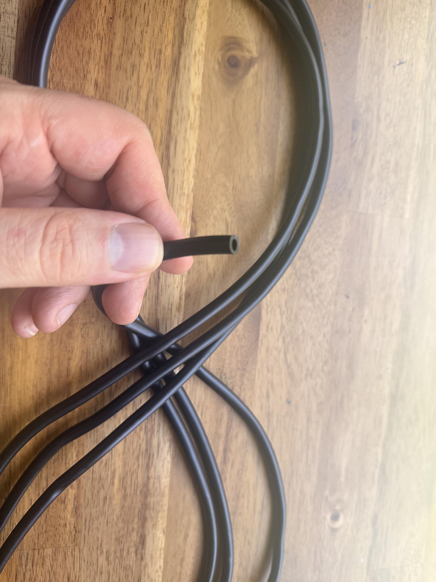 Black Airline Tubing