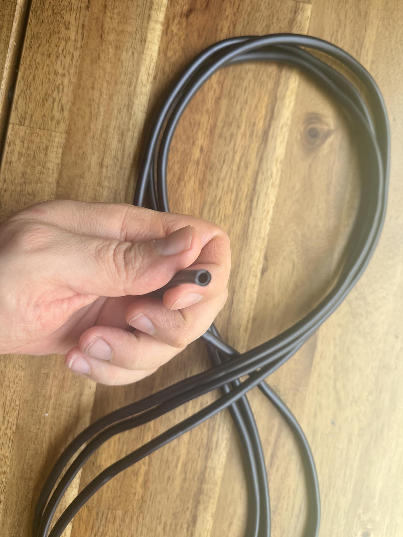 Black Airline Tubing